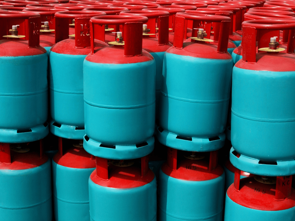 Gas Cylinders Article Hero Numberall Model 250 King