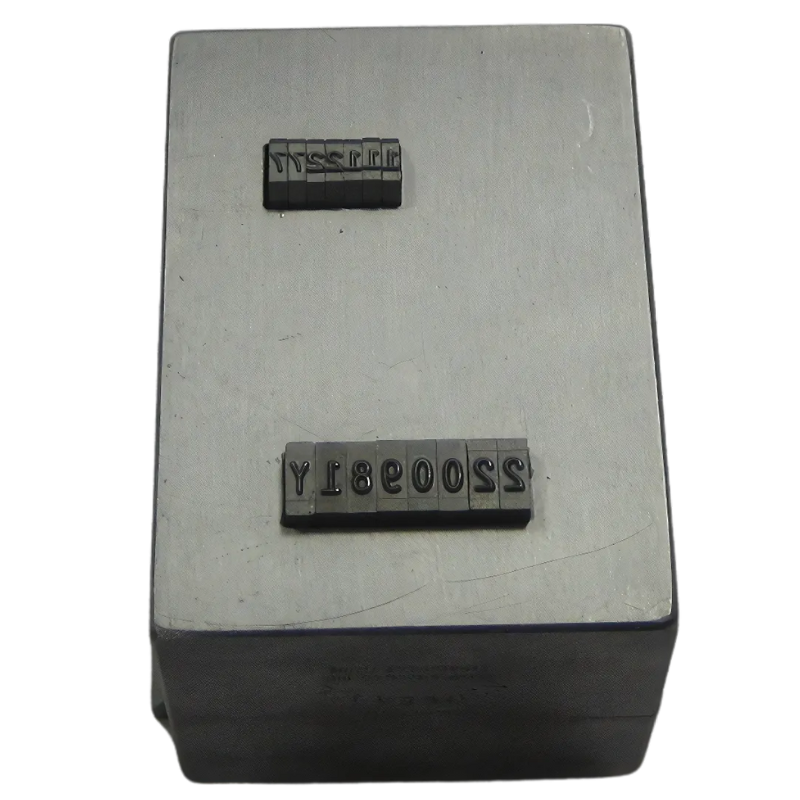 staggered 2 line type holder